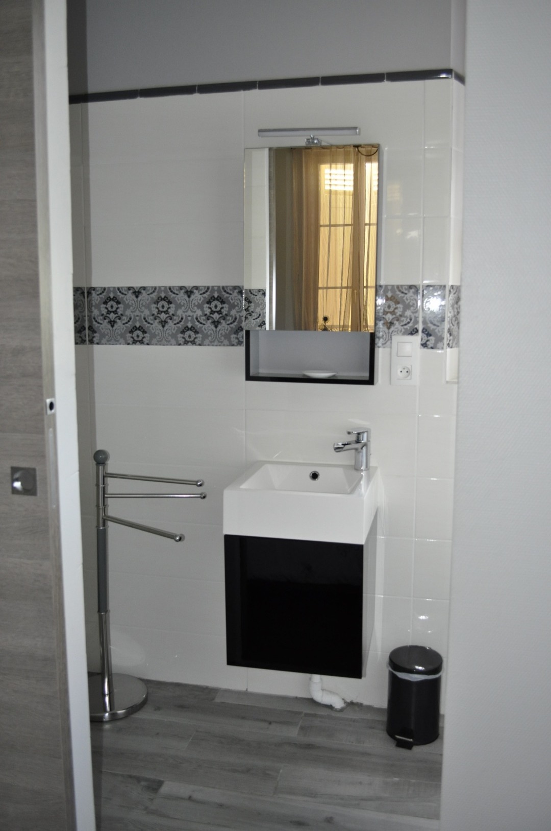 Chambre d'hôte avec salle de bain à Ludon-Médoc