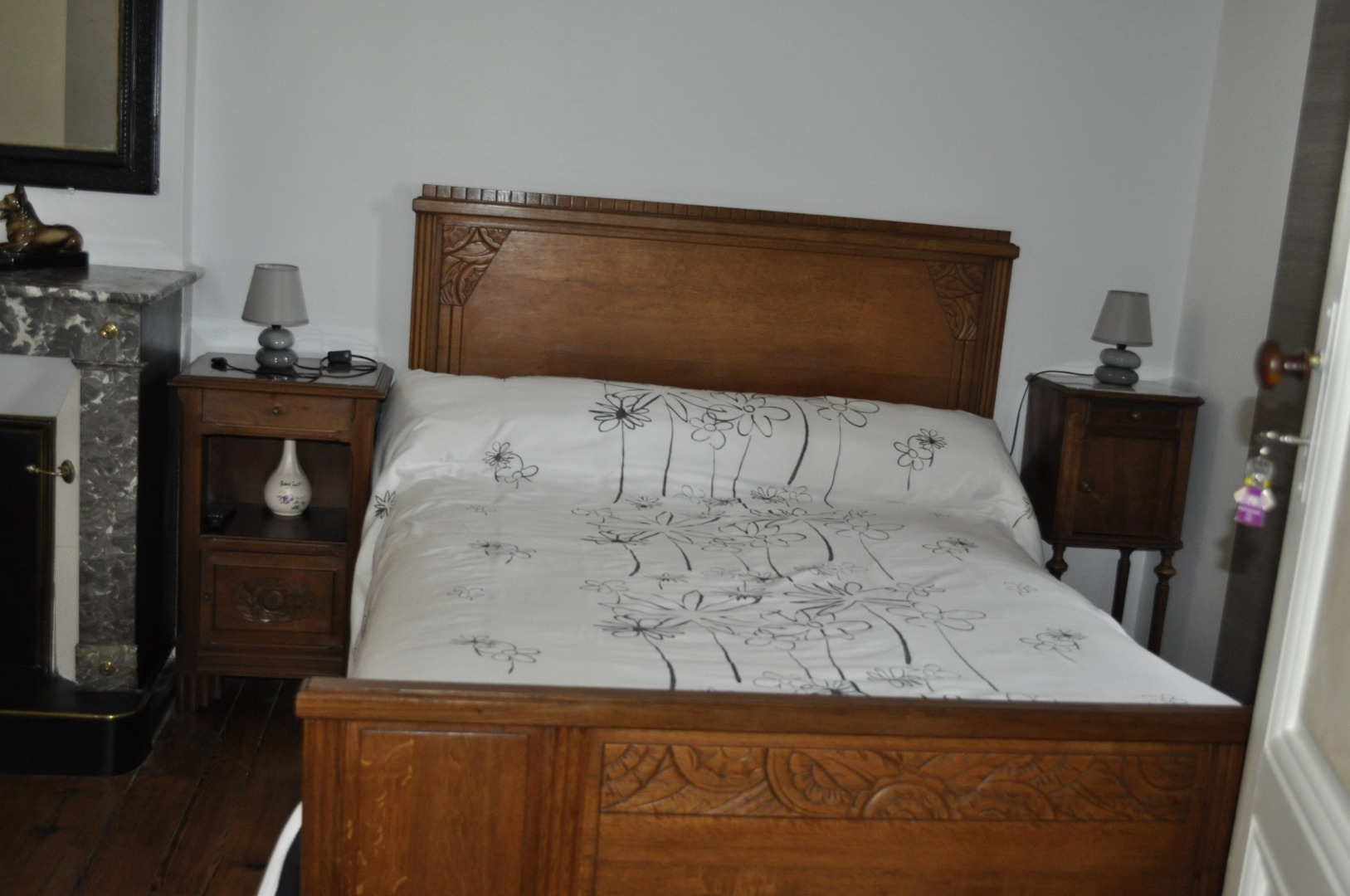 Chambre d'hôte avec grand lit à Ludon-Médoc